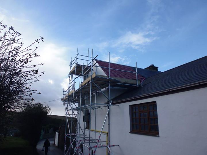 roof complete scaffolding in north devon